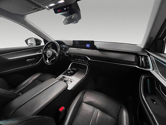 Mazda CX-60 12 of 30