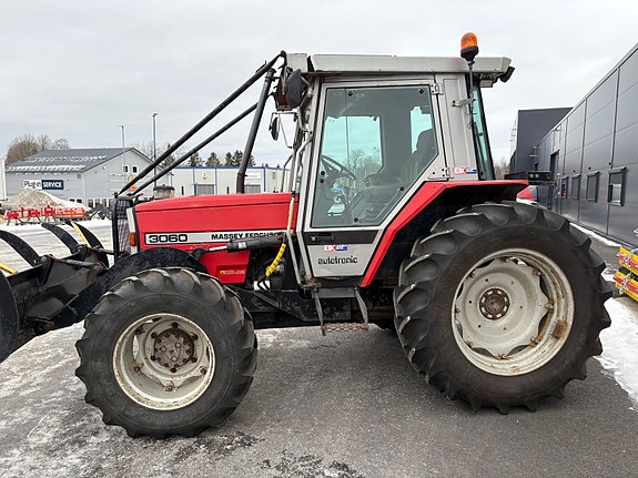 Massey Ferguson 3060 1989, kr 230 000,-