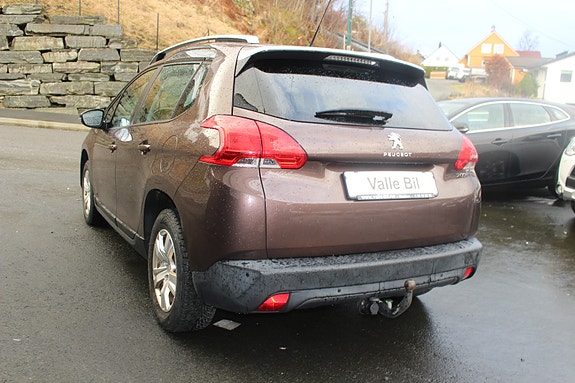 Peugeot 2008 3 of 5
