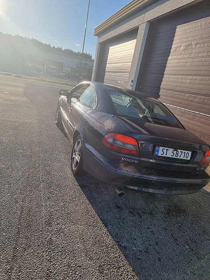 Volvo C70 3 of 5