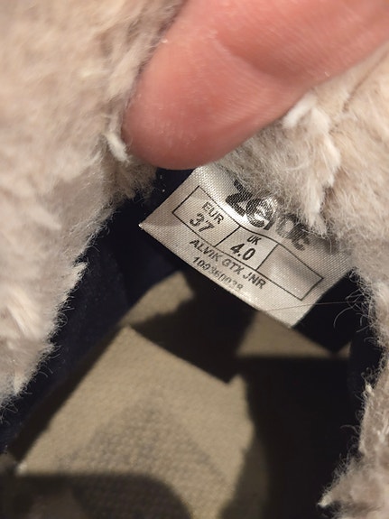 Product image 9 of 10