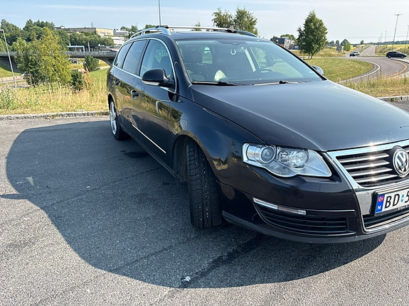Volkswagen Passat 3 of 5