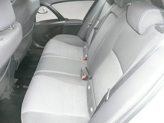 Toyota Avensis 14 of 30