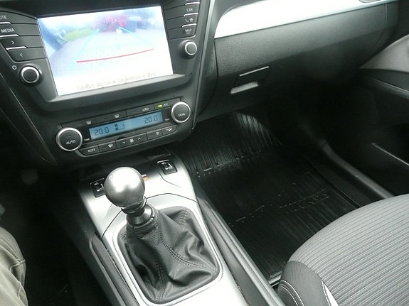 Toyota Avensis 23 of 30