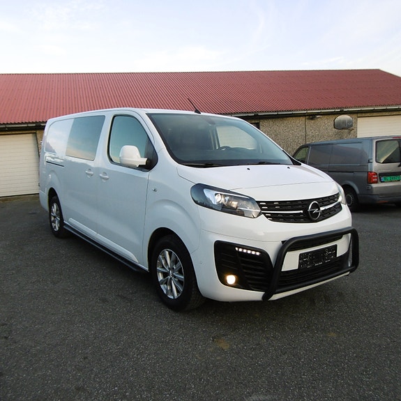 Opel Vivaro 8 of 26