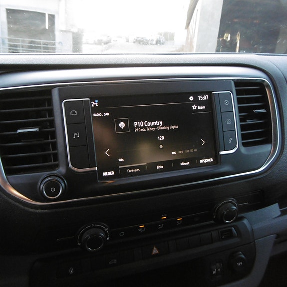 Opel Vivaro 16 of 26