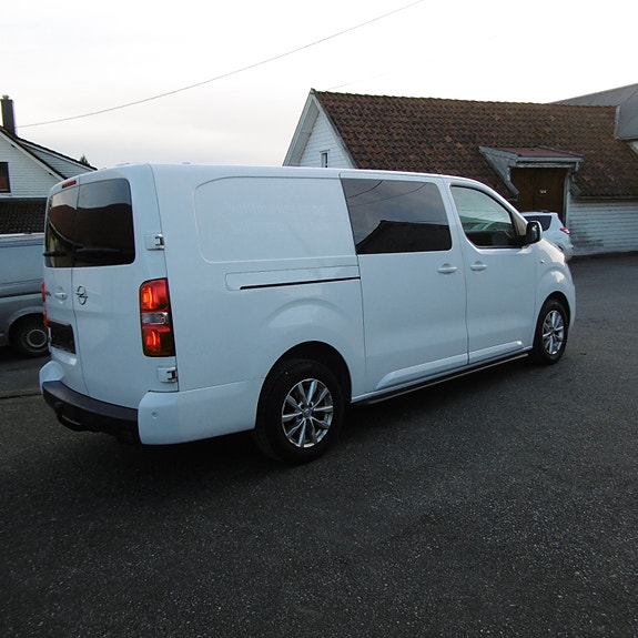 Opel Vivaro 5 of 26