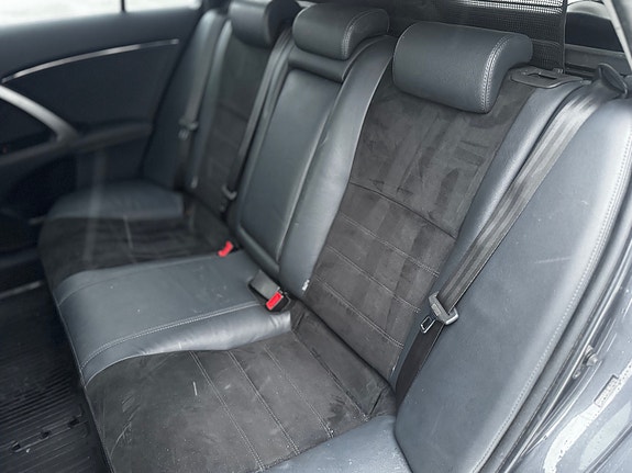 Toyota Avensis 29 of 30