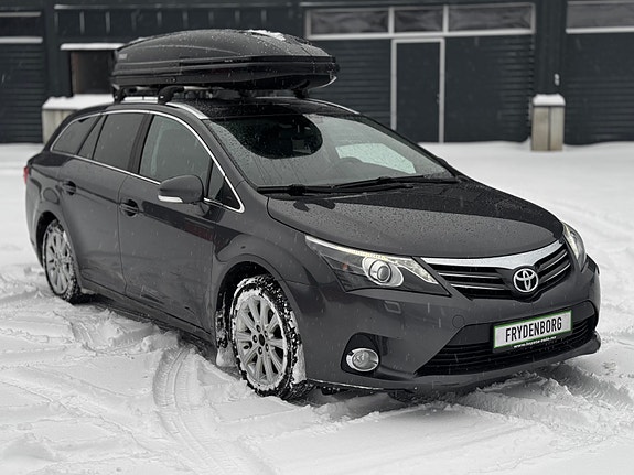 Toyota Avensis 8 of 30