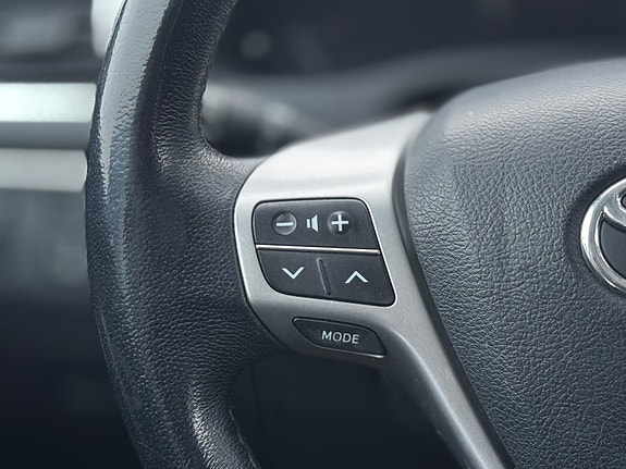 Toyota Avensis 17 of 30