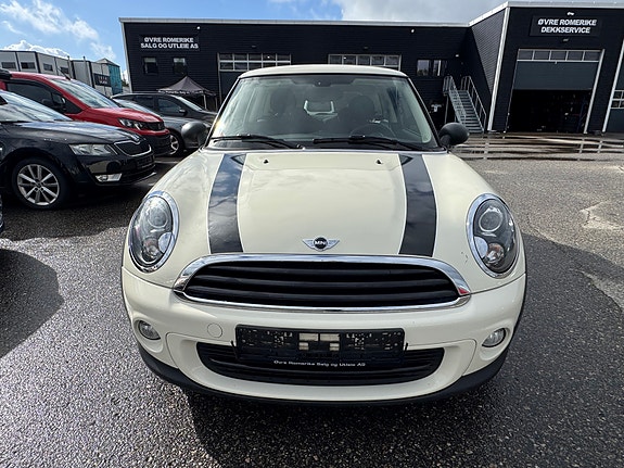 MINI One 10 of 28