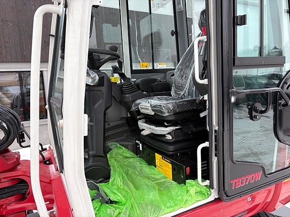 Takeuchi NYHET!!!! Takeuchi TB370W. KNALL TILBUD!!! Inntil 6mnd.betalingsutsettelse! 9 of 11