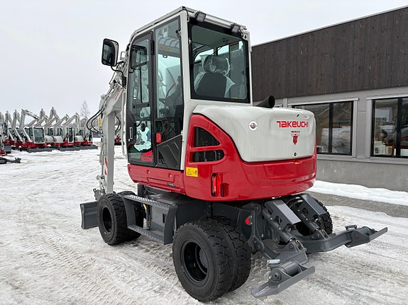 Takeuchi NYHET!!!! Takeuchi TB370W. KNALL TILBUD!!! Inntil 6mnd.betalingsutsettelse! 3 of 5