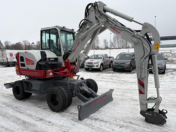 Takeuchi NYHET!!!! Takeuchi TB370W. KNALL TILBUD!!! Inntil 6mnd.betalingsutsettelse! 8 of 11