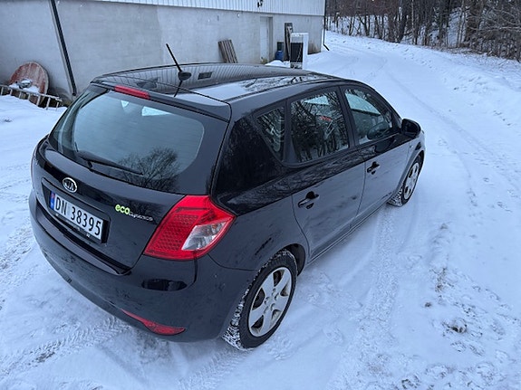 Kia Ceed 5 of 5