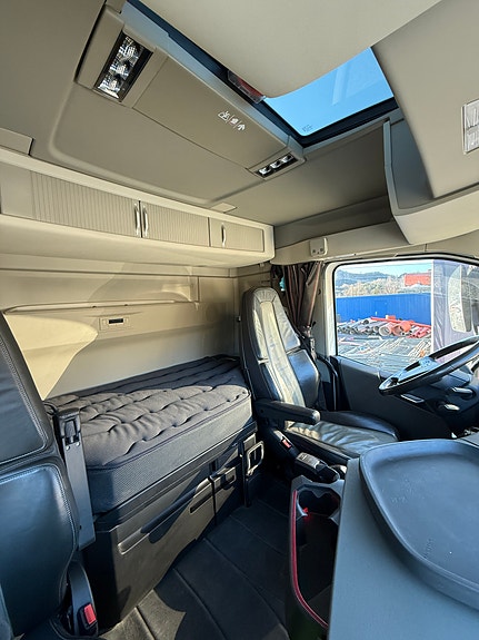 Volvo FH540 4-akslet 8x4, boggiløft, VDS styring 19 of 19
