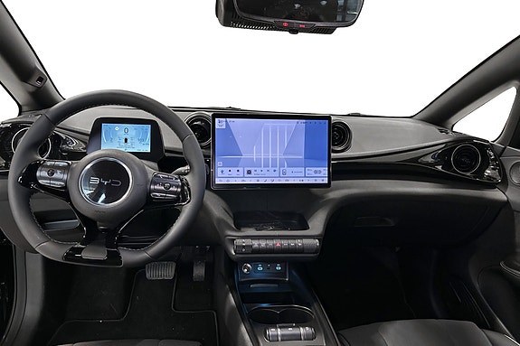 BYD Dolphin 15 of 18