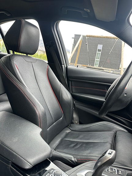 BMW 320d 9 of 15