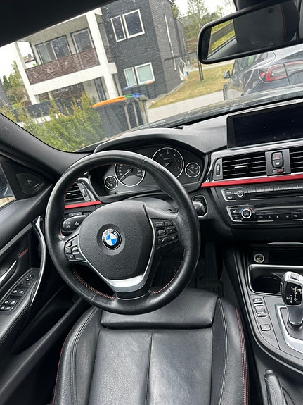 BMW 320d 8 of 15