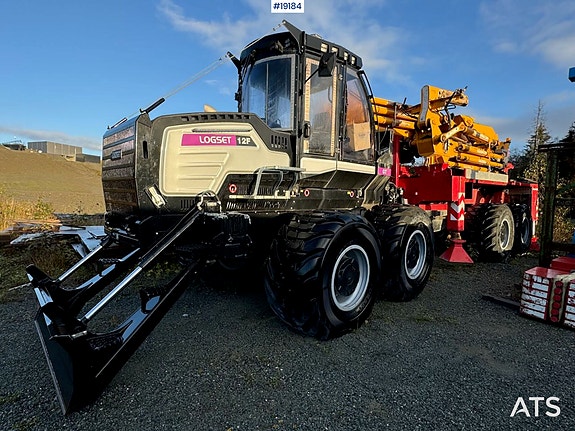 Logset 12F lastbærer m/ World Power 180 T/M kran fra 2016