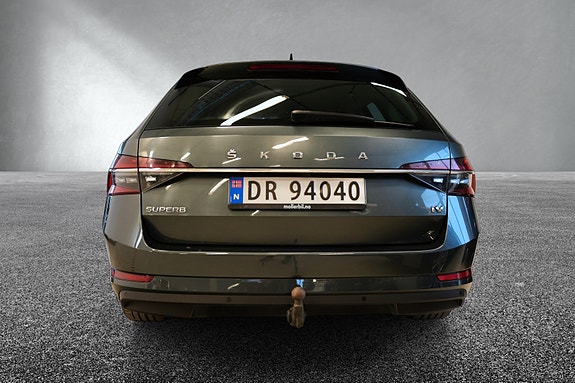 Skoda Superb 4 of 5