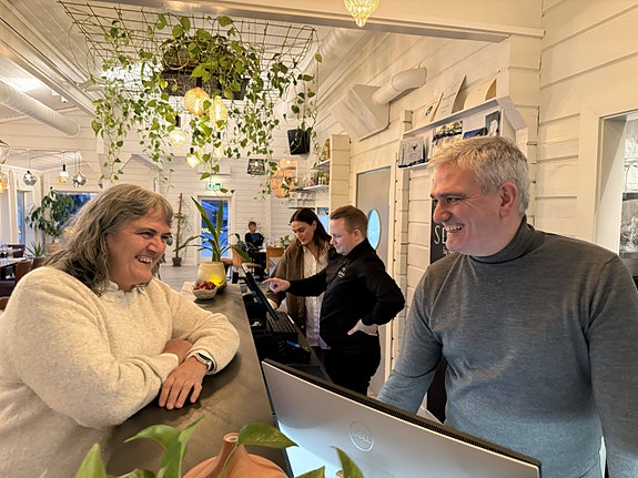 Berit og Fredd Wilsgård – søskenparet bak to reiselivssatsinger som nå bygger videre sammen på Senja.