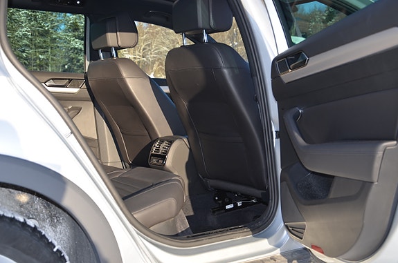 Volkswagen Passat 20 of 24