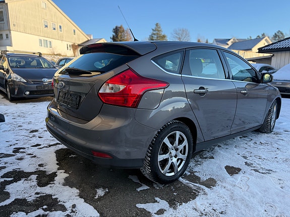 Ford Focus 5 of 23