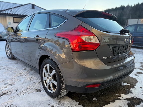 Ford Focus 10 of 23