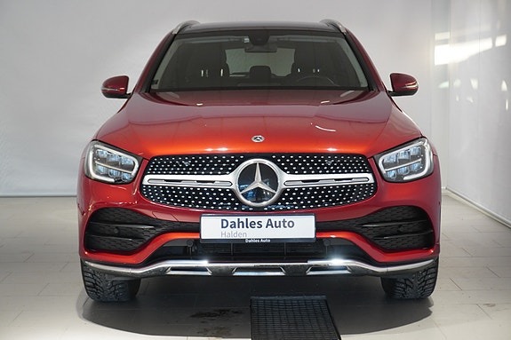 Mercedes-Benz GLC300 e 2 of 30