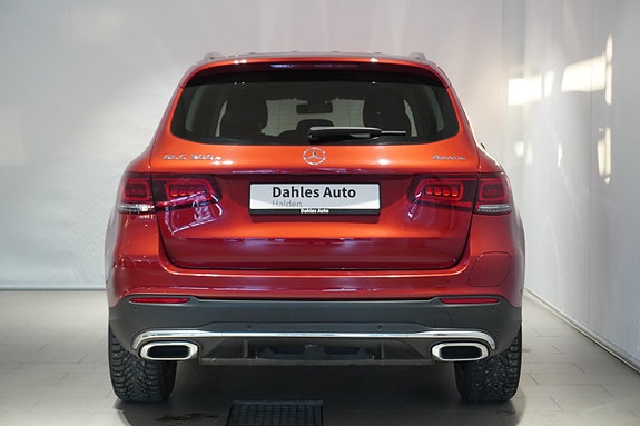 Mercedes-Benz GLC300 e 5 of 30