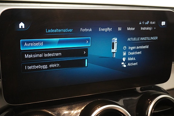Mercedes-Benz GLC300 e 20 of 30