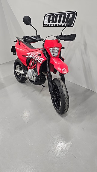 GasGas SM 700 2 of 3