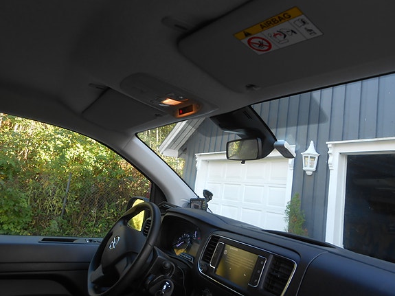 Opel Vivaro 22 of 26