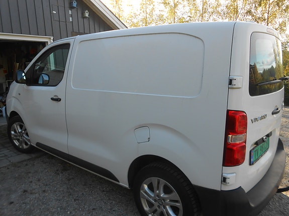 Opel Vivaro 9 of 26