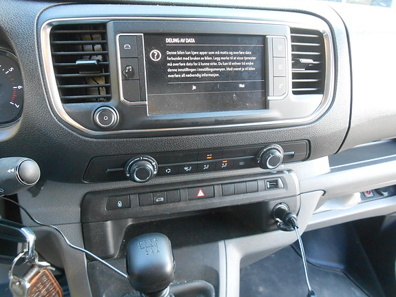 Opel Vivaro 15 of 26