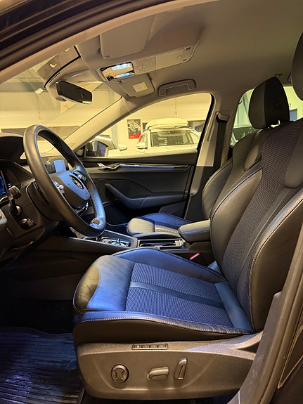 Skoda Octavia 12 of 29