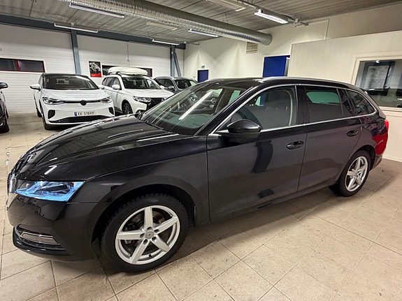 Skoda Octavia 10 of 29