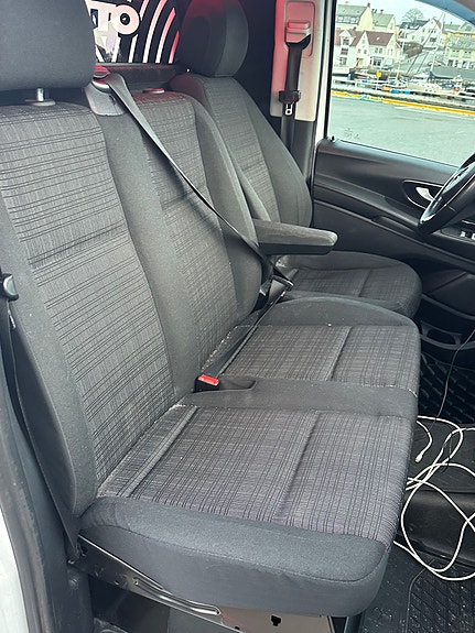 Mercedes-Benz Vito 119 22 of 22