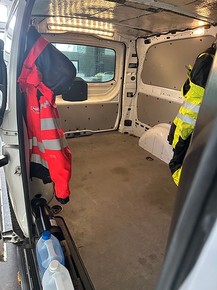 Mercedes-Benz Vito 119 14 of 22