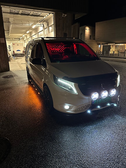 Mercedes-Benz Vito 119 11 of 22