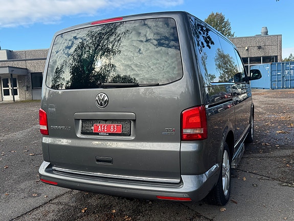 Volkswagen Caravelle 5 of 5