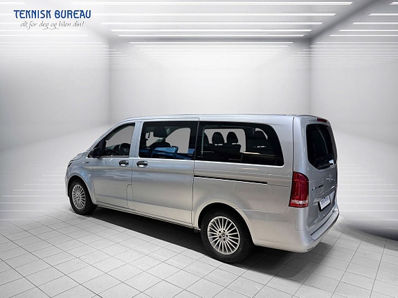 Mercedes-Benz eVito Tourer 3 of 5