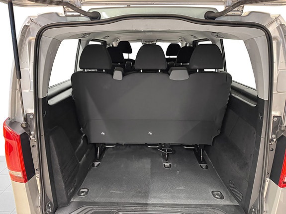 Mercedes-Benz eVito Tourer 23 of 23