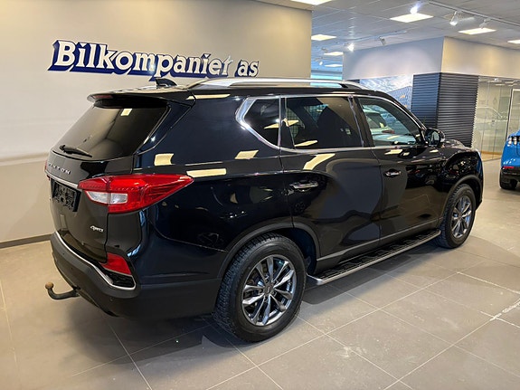 SsangYong Rexton 3 of 9