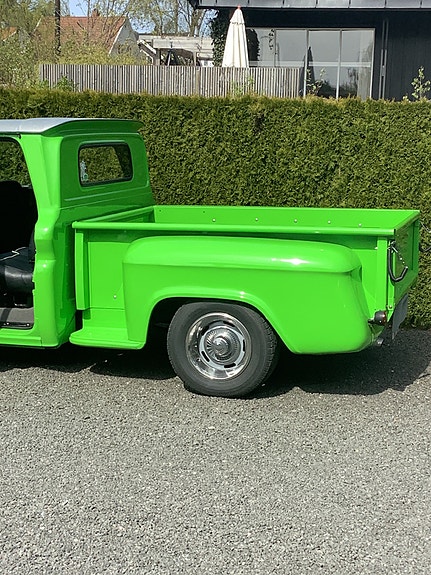 Chevrolet C10 3 of 26
