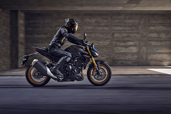 Honda CB1000 Hornet SP 7 of 9