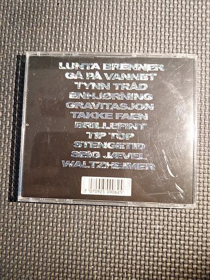 Product image 4 of 4