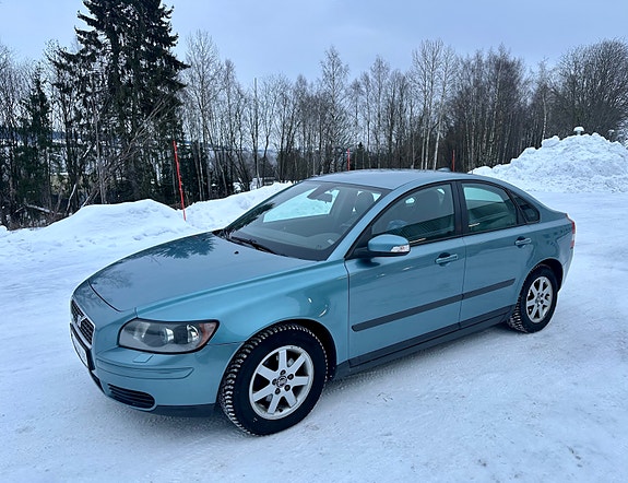 Volvo S40 4 of 5