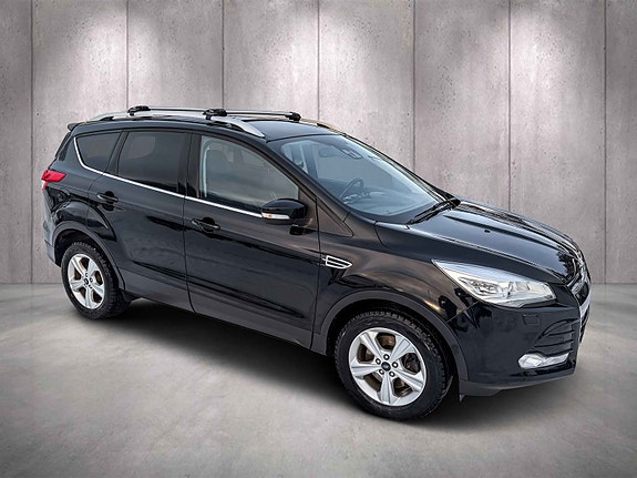 Ford Kuga 2 of 5